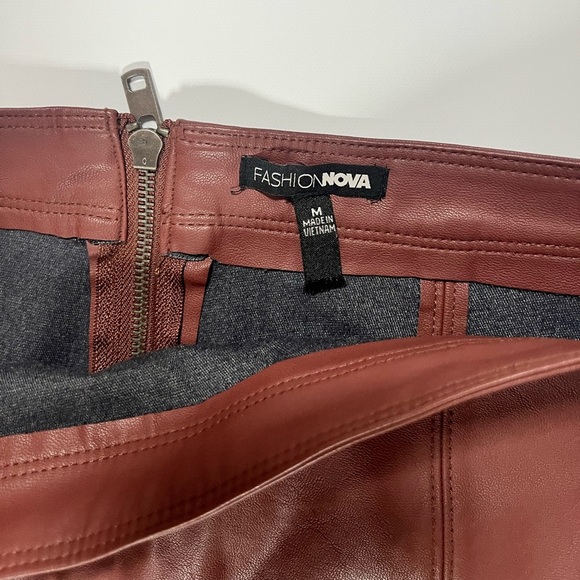 Fashion Nova Faux Leather Mini Skirt Medium | Girls Night Out Party Fall Chic - Picture 3 of 3